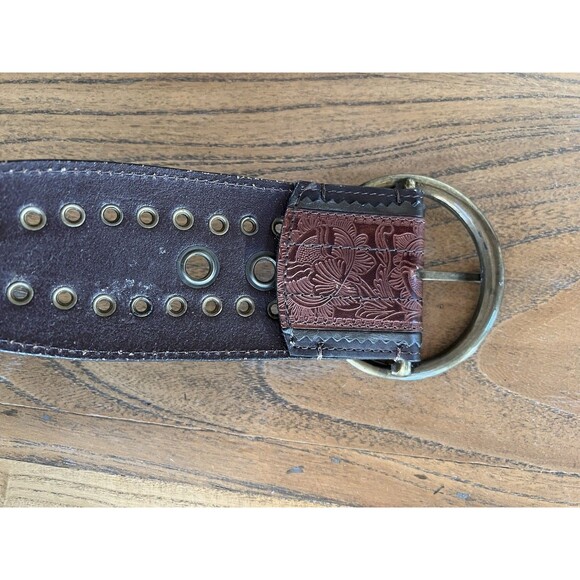 Chico’s Vintage Brass Buckle & Rivets Botanical Tooled Design Size 34"-38" - Picture 7 of 7